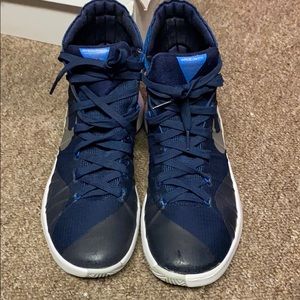 COPY - Girls Hyperdunk Nike sneakers